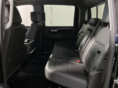 Used 2024 Chevrolet Silverado 2500 LTZ w/ LTZ Convenience Package AWD/4WD image 23