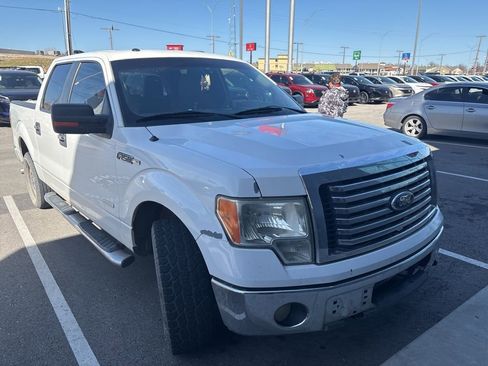 Used 2012 Ford F150 XLT w/ XLT Chrome Pkg image 3