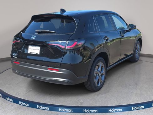 New 2026 Honda HR-V LX image 5