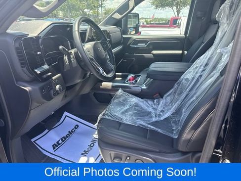 Used 2025 Chevrolet Silverado 2500 LTZ w/ Trail Boss Package AWD/4WD image 3
