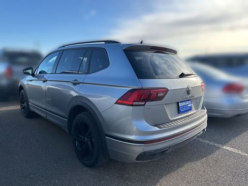 Used 2024 Volkswagen Tiguan SE R-Line AWD/4WD image 4