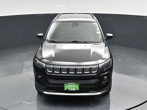 Certified 2022 Jeep Compass Limited image 47