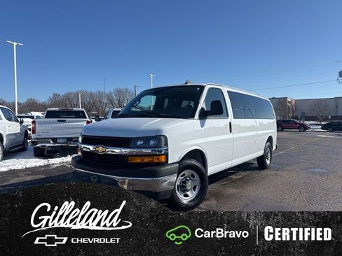 Certified 2025 Chevrolet Express 3500 LT w/ LT Preferred Equipment Group image 1