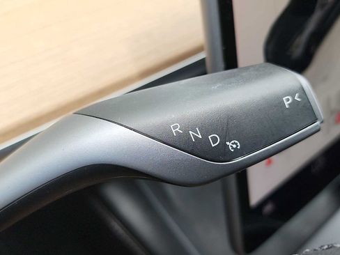 Used 2023 Tesla Model 3 Standard Range RWD image 21