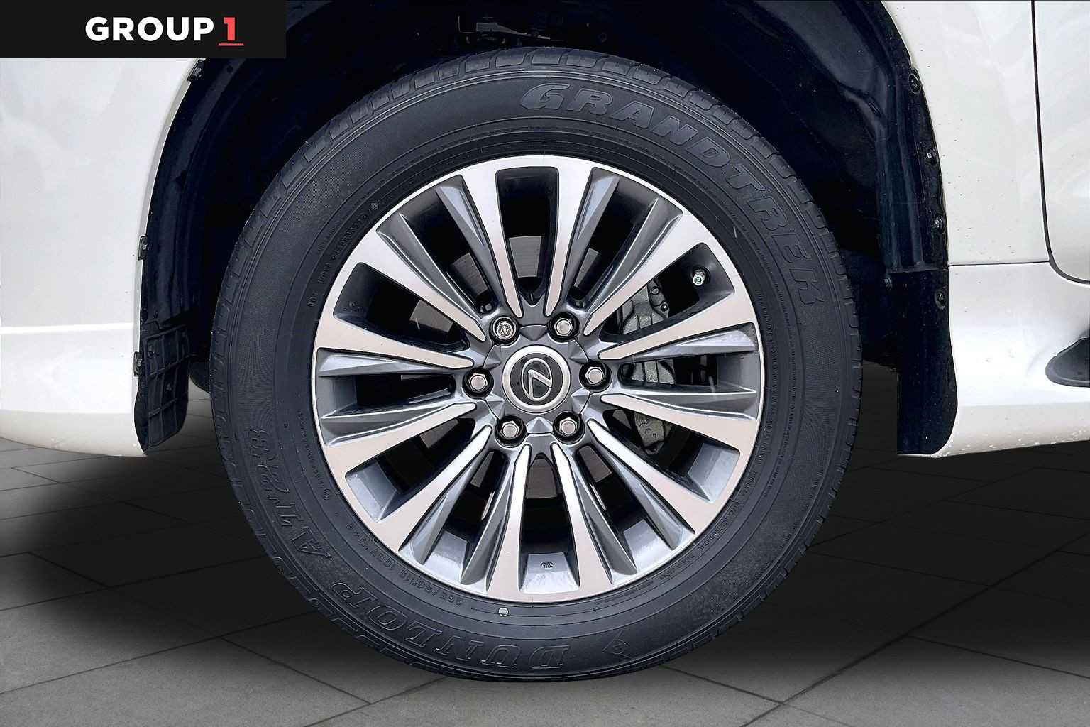 Used 2022 Lexus GX 460 Luxury w/ Off Road Package AWD/4WD image 9
