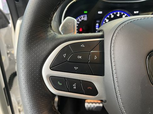 Used 2021 Jeep Grand Cherokee Trackhawk AWD/4WD image 22