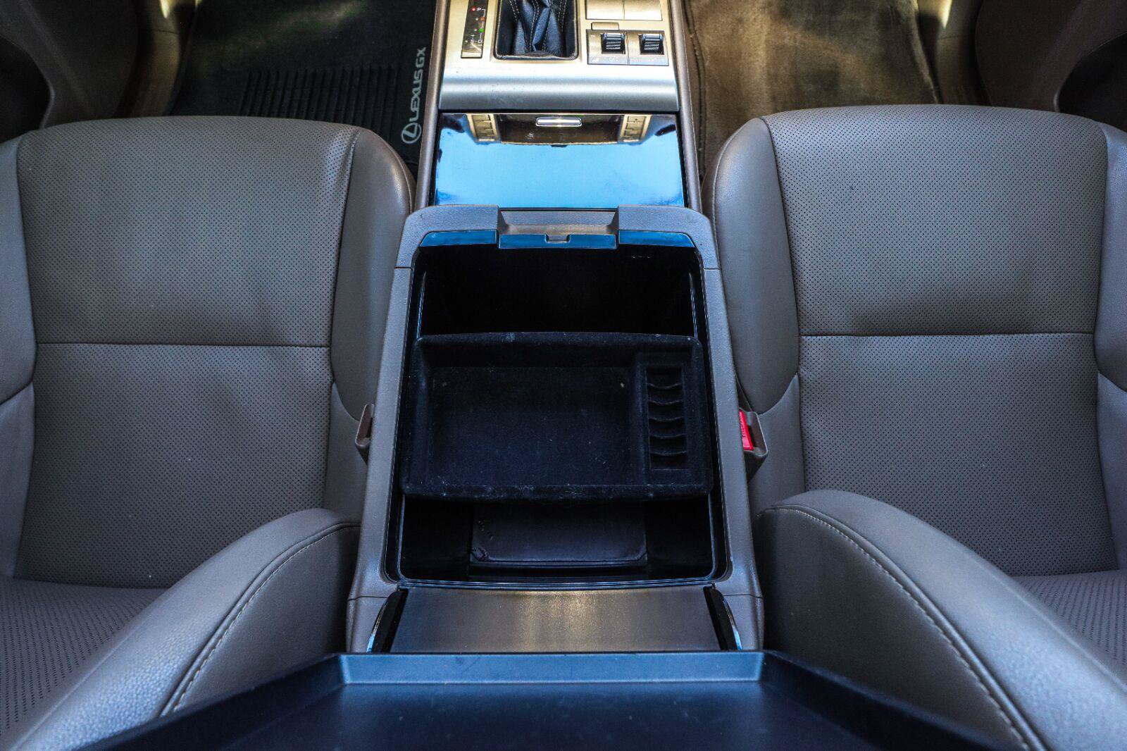 Used 2018 Lexus GX 460 w/ Navigation Package AWD/4WD image 30