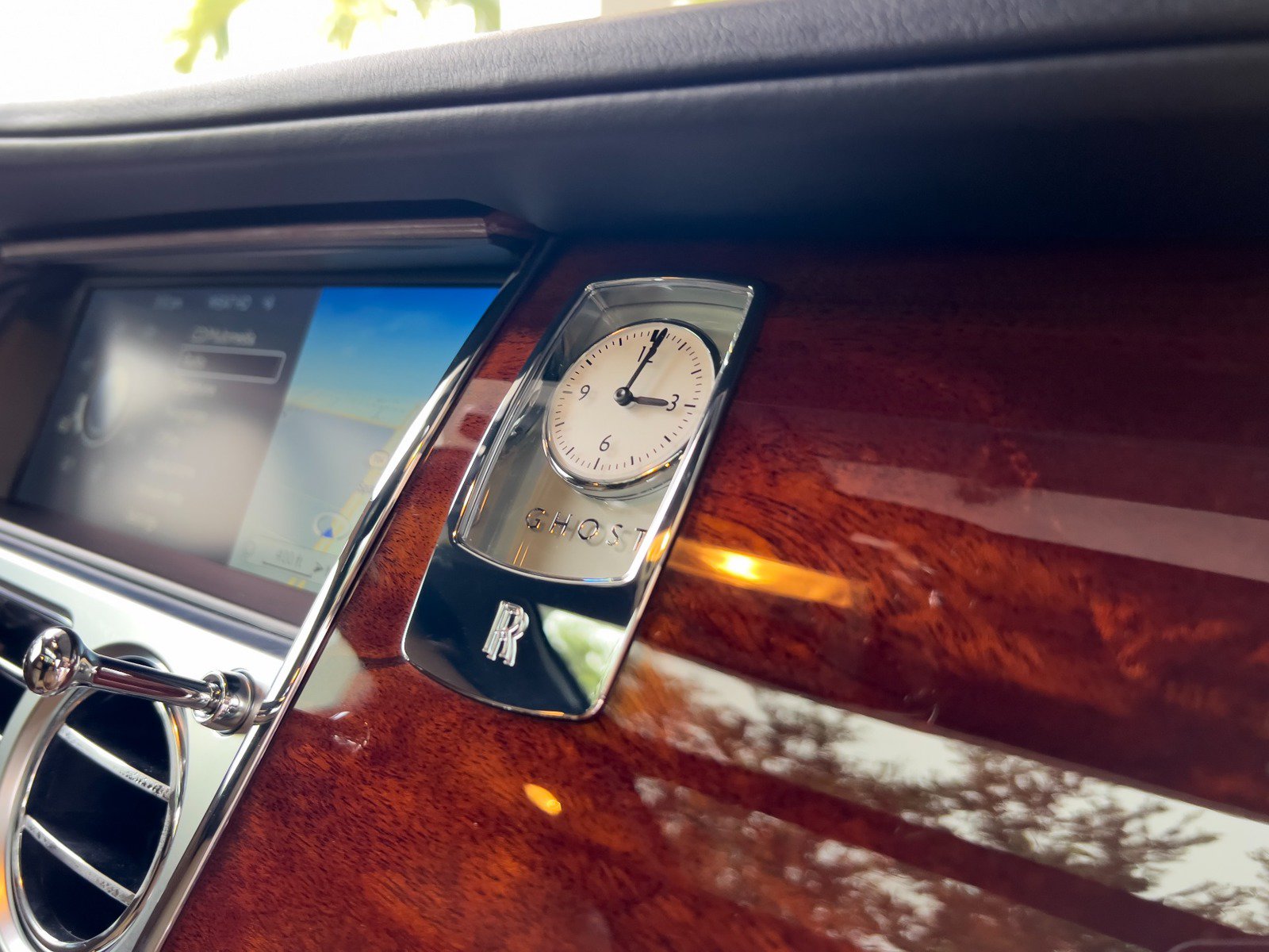 Used 2013 Rolls-Royce Ghost RWD image 40