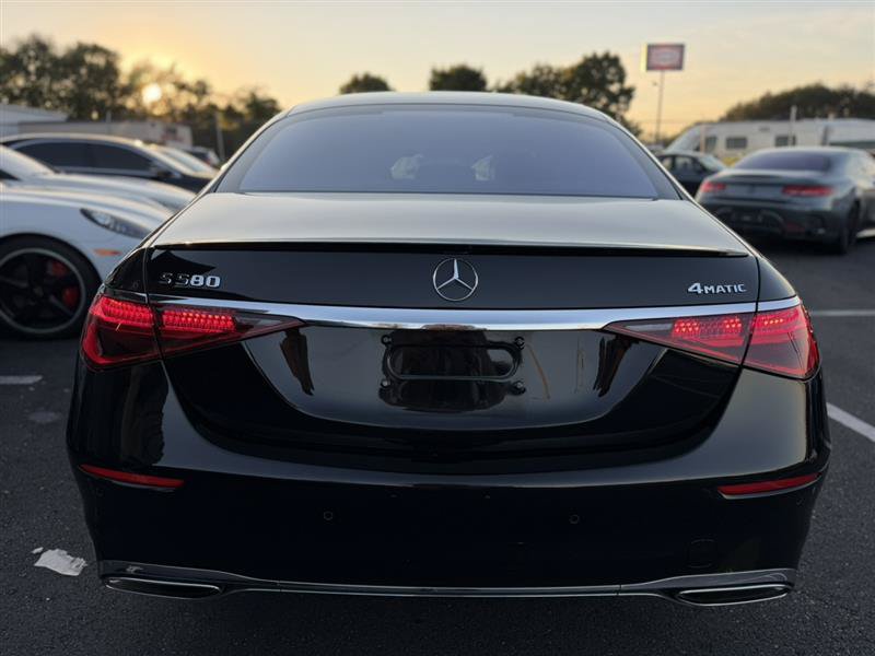 Used 2021 Mercedes-Benz S 580 4MATIC Sedan image 5