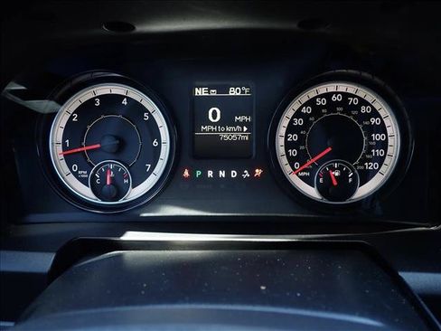 Used 2018 RAM 2500 Tradesman w/ Chrome Appearance Group AWD/4WD image 21
