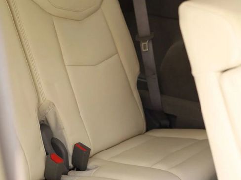 Used 2020 Cadillac XT6 Premium Luxury image 41