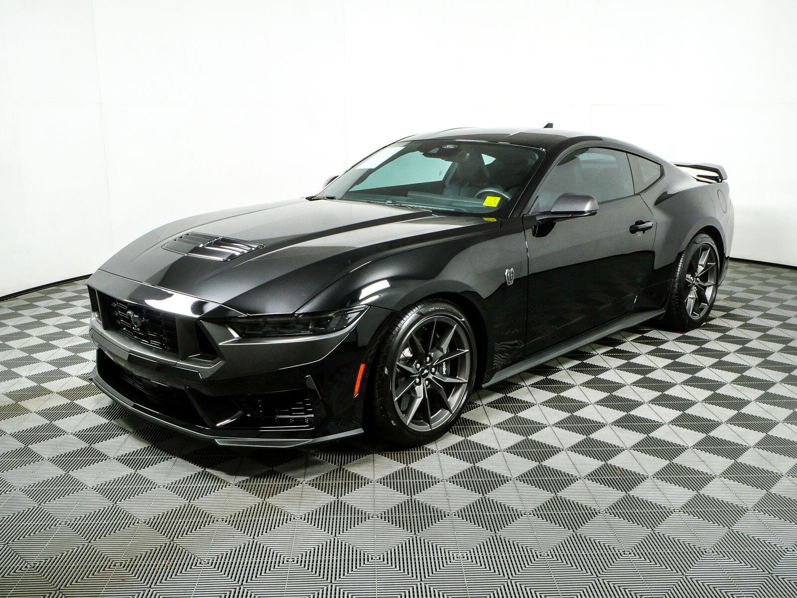Used 2024 Ford Mustang Dark Horse RWD image 21