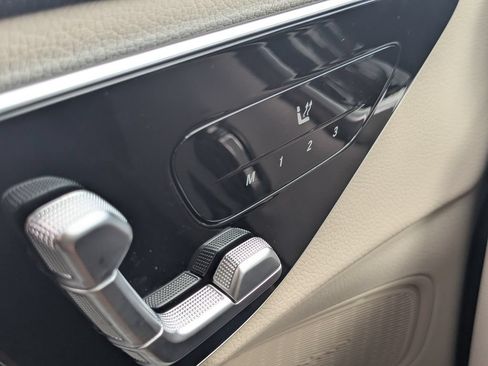 Certified 2025 Mercedes-Benz GLC 300 4MATIC image 10