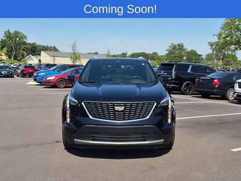 Used 2023 Cadillac XT4 Premium Luxury w/ Cold Weather Package AWD/4WD image 9