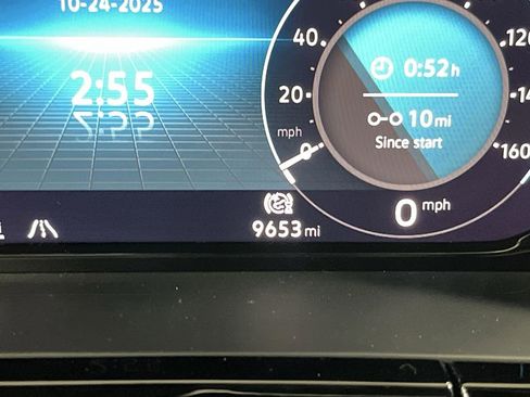 Used 2024 Volkswagen Atlas Cross Sport SEL Premium R-Line image 6