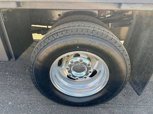 Used 2018 Ford F350 XL w/ Power Equipment Group AWD/4WD image 13