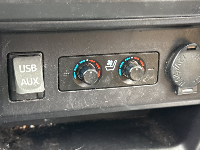 Used 2018 Toyota 4Runner Limited AWD/4WD image 27