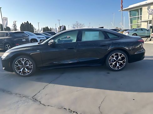 New 2026 Audi A6 Premium Plus AWD/4WD image 8
