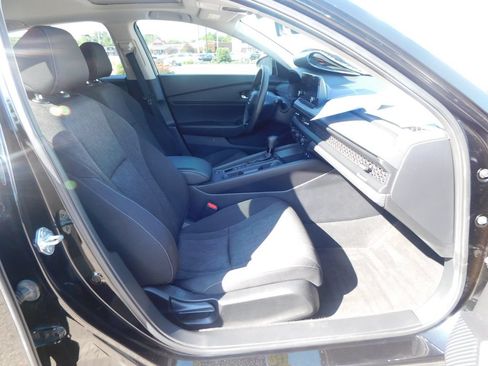 Used 2023 Honda Accord EX image 18