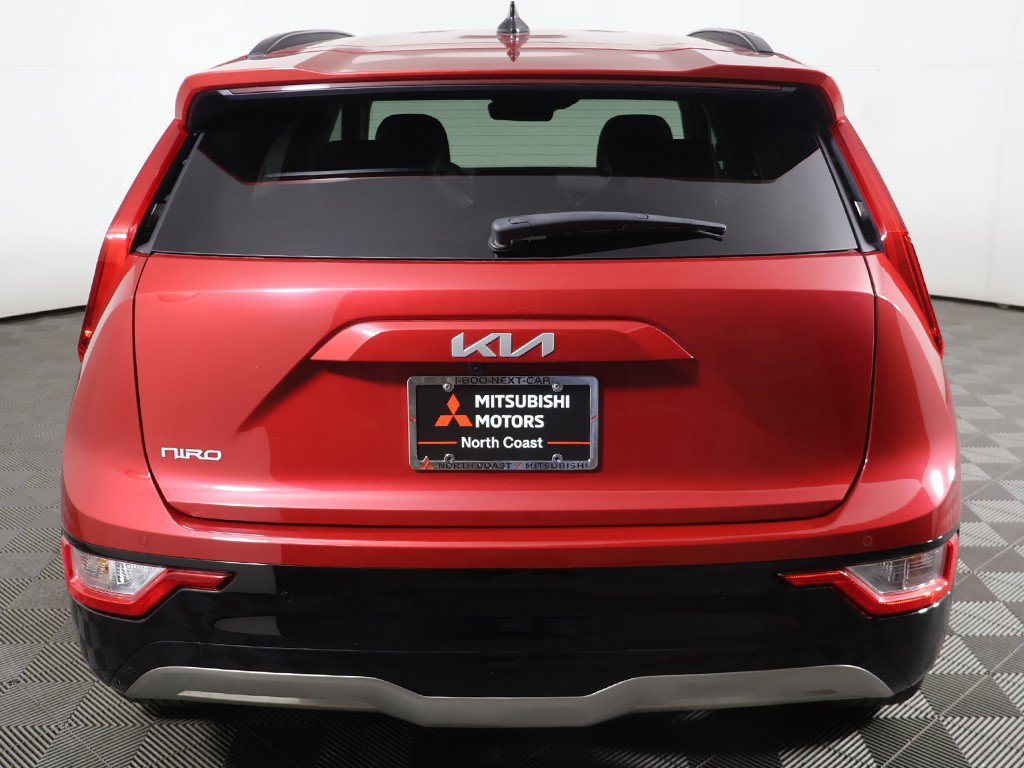 Used 2023 Kia Niro Wind FWD image 12