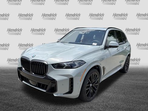 New 2026 BMW X5 xDrive40i w/ M Sport Package AWD/4WD image 5