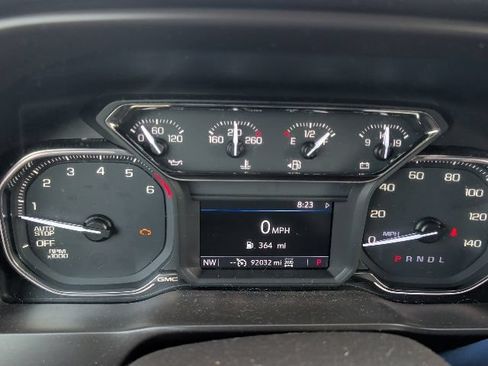 Used 2019 GMC Sierra 1500 SLT w/ Driver Alert Package I AWD/4WD image 22
