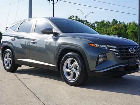 Used 2022 Hyundai Tucson SE FWD image 2