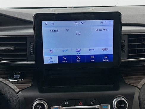 Used 2020 Ford Explorer Limited image 15