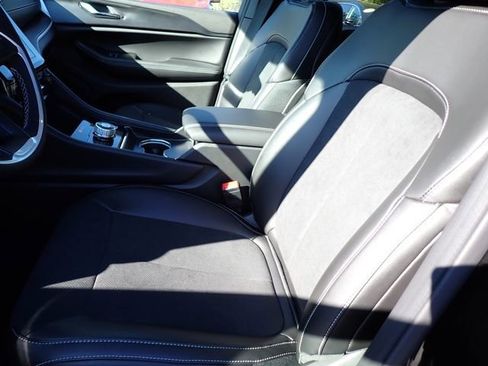 New 2025 Jeep Grand Cherokee L Altitude AWD/4WD image 10