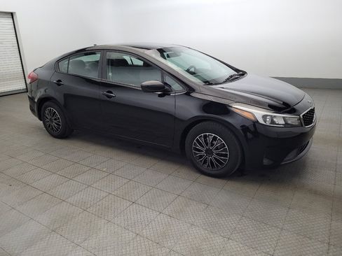 Used 2017 Kia Forte LX image 11
