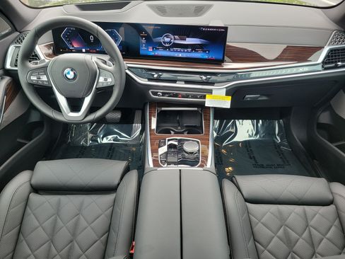 New 2026 BMW X5 xDrive40i AWD/4WD image 10