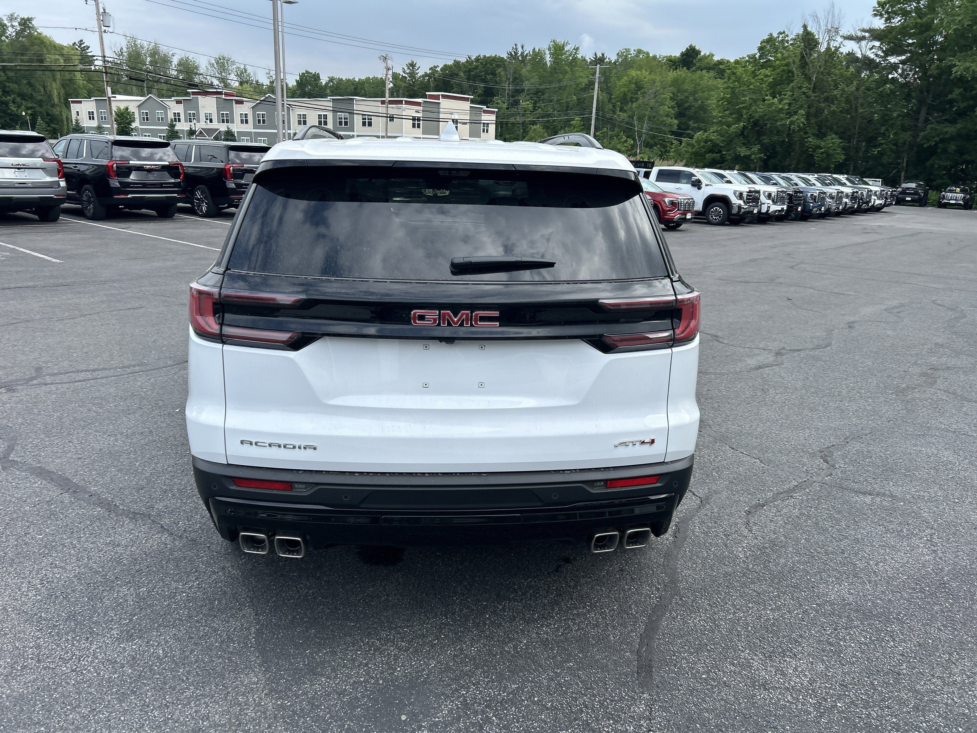 New 2026 GMC Acadia AT4 w/ Luxury Package AWD/4WD image 7