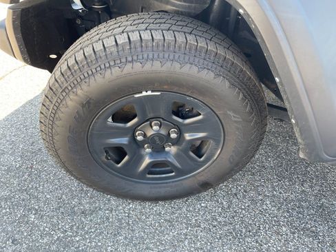 Used 2022 Jeep Gladiator Sport w/ Trailer Tow Package image 8