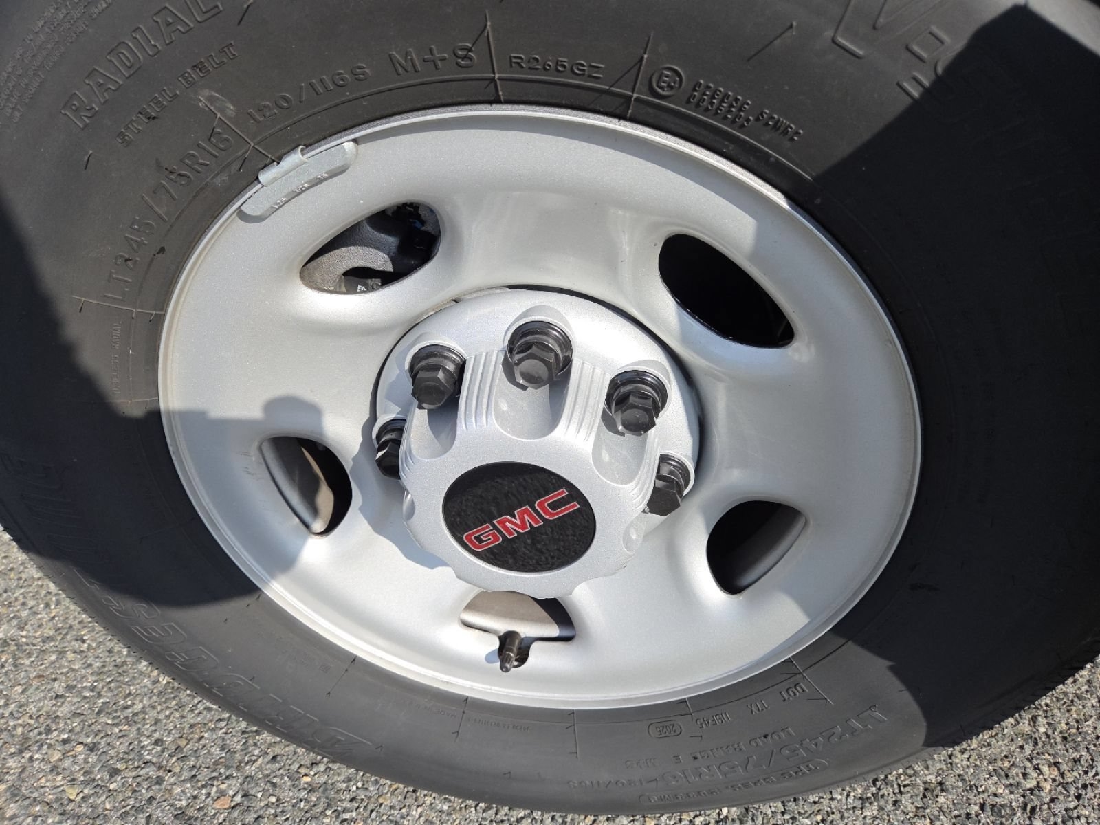 New 2025 GMC Savana 3500 w/ Power Convenience Package RWD image 8