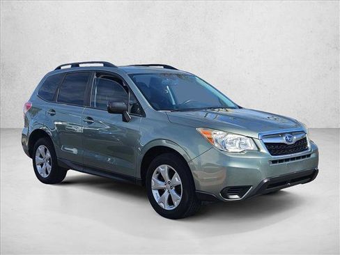 Used 2015 Subaru Forester 2.5i w/ Alloy Wheel Package image 3