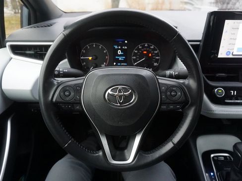 Used 2024 Toyota Corolla SE w/ SE Premium Package image 3