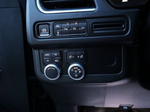 Used 2021 GMC Yukon SLT image 43