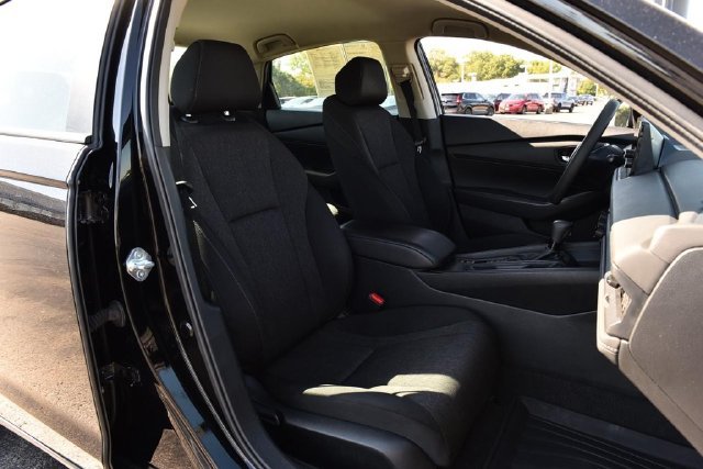 Used 2024 Honda Accord LX image 19