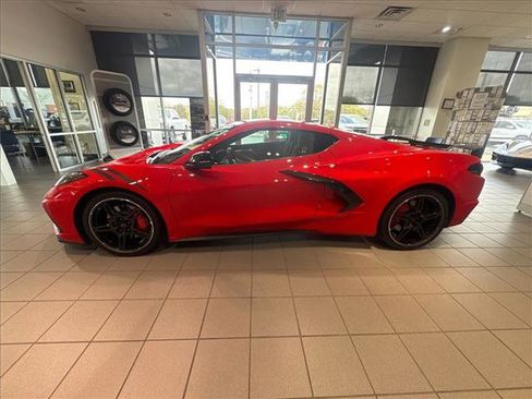 Used 2020 Chevrolet Corvette Stingray Premium Cpe w/ 3LT Preferred Equipment Group image 11
