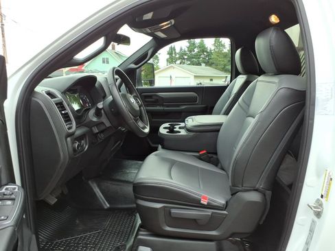 Used 2024 RAM 5500 Tradesman AWD/4WD image 10