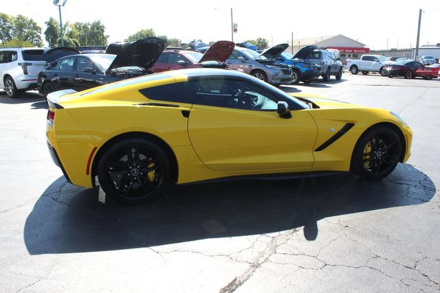 Used 2014 Chevrolet Corvette Stingray Coupe w/ 2LT Preferred Equipment Group RWD image 10