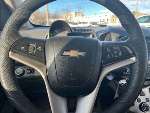 Used 2015 Chevrolet Sonic LT w/ Wheels and Fog Lamp Package image 9