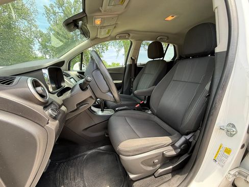 Used 2015 Chevrolet Trax LT FWD image 11