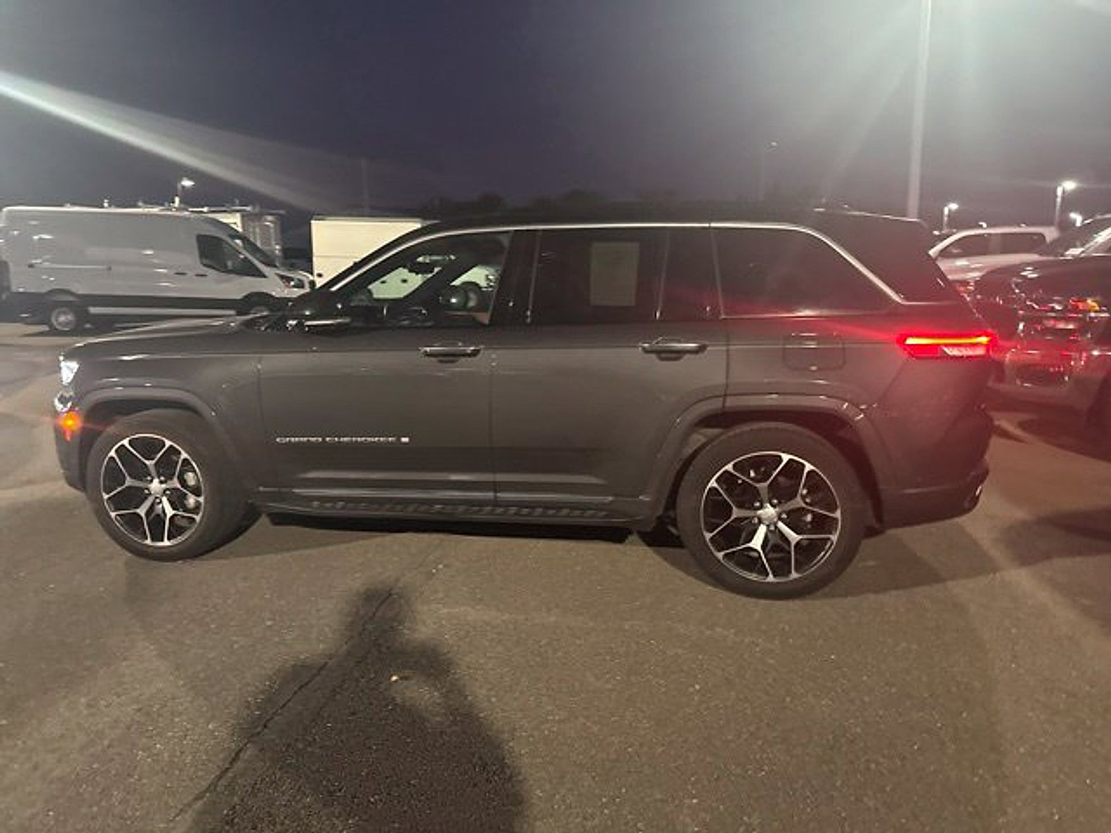 Used 2025 Jeep Grand Cherokee Summit AWD/4WD image 4