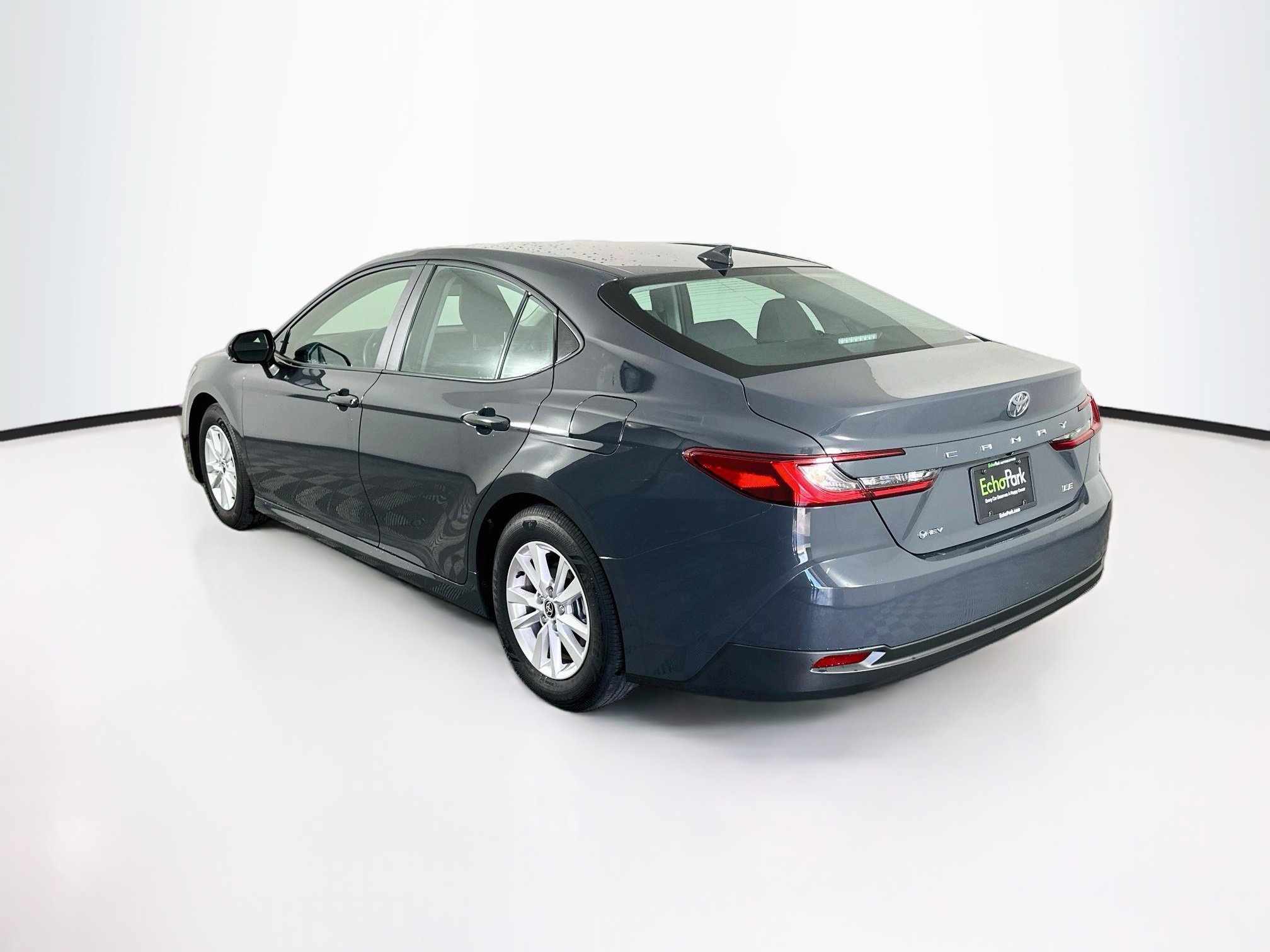Used 2026 Toyota Camry LE FWD image 5