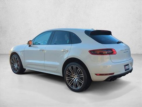 Used 2017 Porsche Macan Turbo image 7