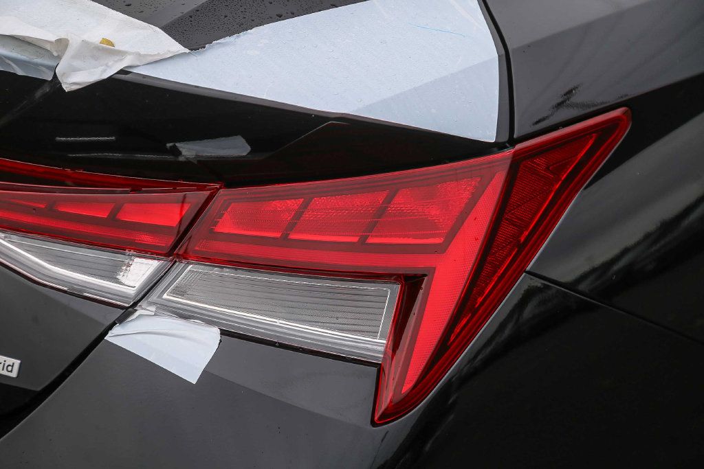 New 2026 Hyundai Elantra Hybrid w/ Cargo Package FWD image 10