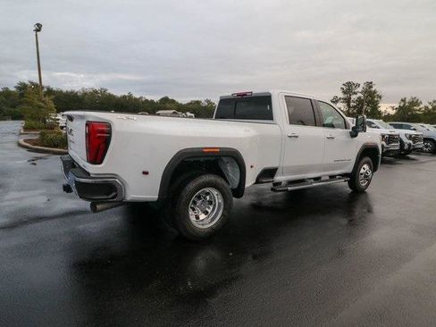 New 2026 GMC Sierra 3500 SLT w/ SLT Premium Package image 10