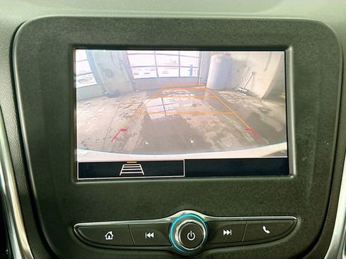 Used 2022 Chevrolet Equinox LT image 14