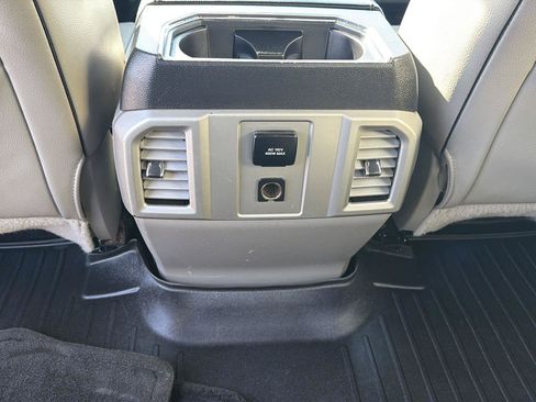 Used 2015 Ford F150 Lariat AWD/4WD image 18